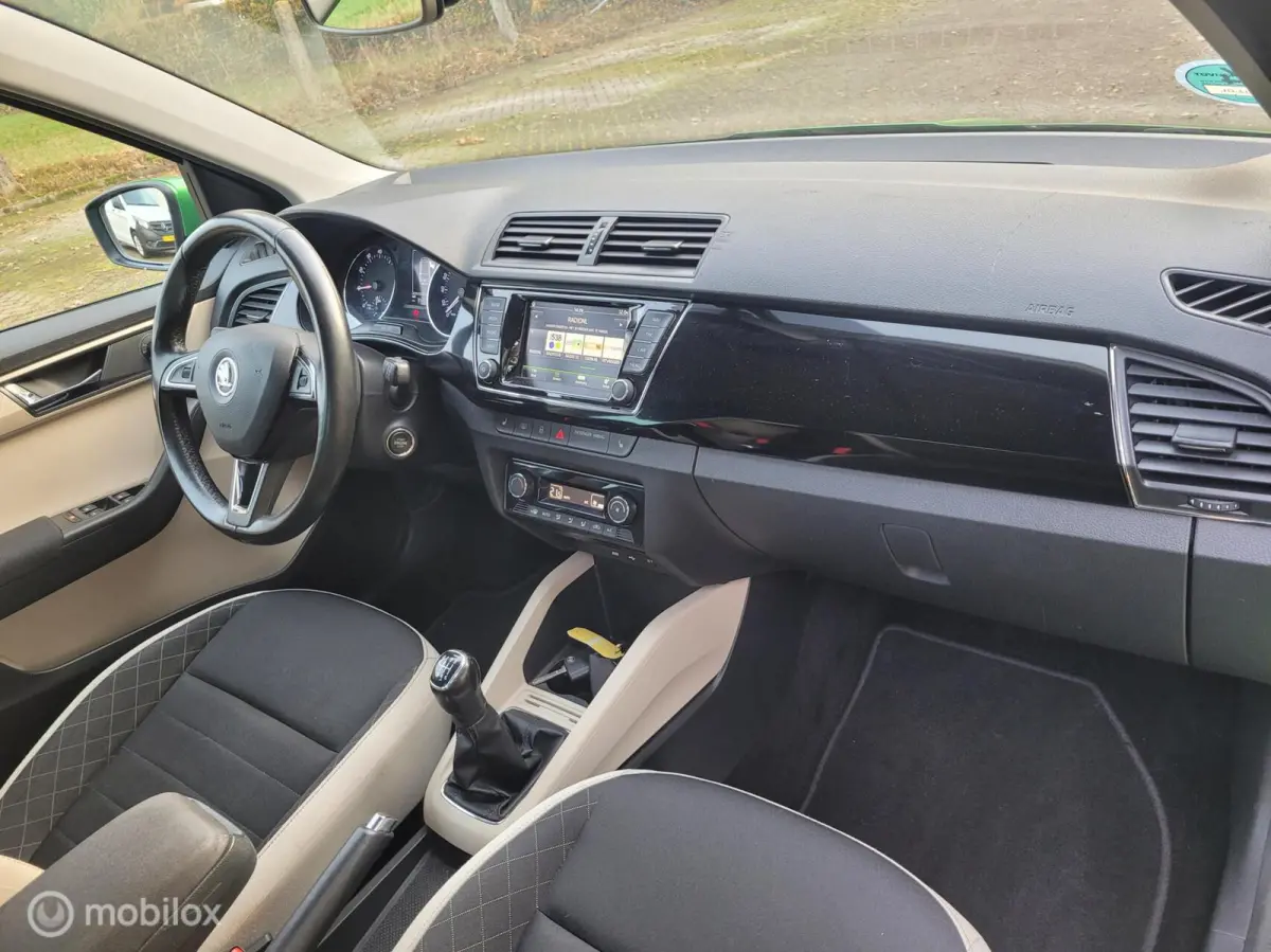 1.2 TSI 110 pk, Style,Navi, clima, pdc,lm