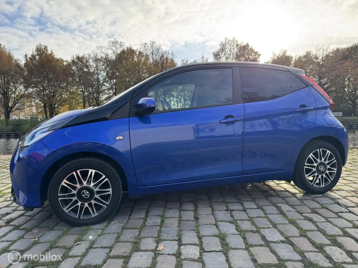 1.0 VVT-i x-clusiv