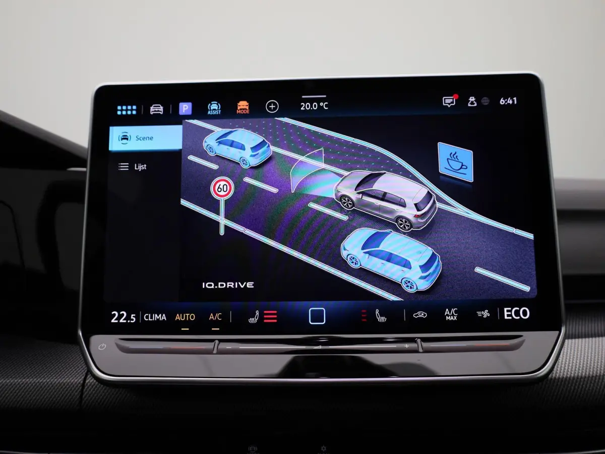 1.5 eHybrid GTE 272 PK | Automaat | Plug-In | Panorama Dak | Navigatie | Digitale Cockpit Pro | 360 Camera | Sport Pakket | Stoelverwarming | Stuurwielverwarming | Head-Updisplay | LED Matri