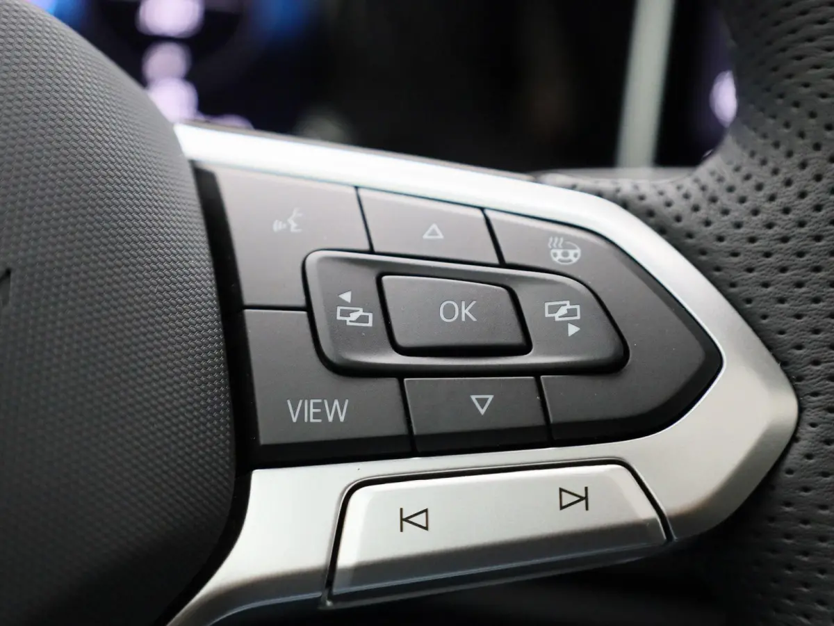 1.5 eHybrid GTE 272 PK | Automaat | Plug-In | Panorama Dak | Navigatie | Digitale Cockpit Pro | 360 Camera | Sport Pakket | Stoelverwarming | Stuurwielverwarming | Head-Updisplay | LED Matri