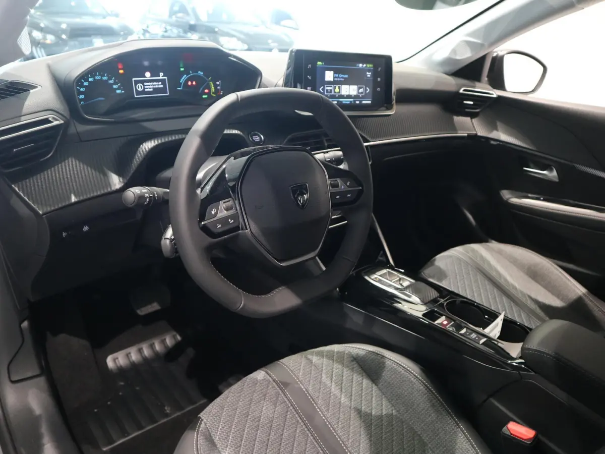 e-Style 50 kWh | Navigatie | Keyless | Parkeersensoren | LM-Velgen | LED |