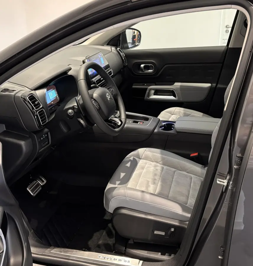 1.6 Plug-in Hybrid 225 ë-Series Citroen C5 Aircross 1.6 Plug-in Hybrid ë-Series | Apple Carplay & Android Auto | Camera | Panorama dak |