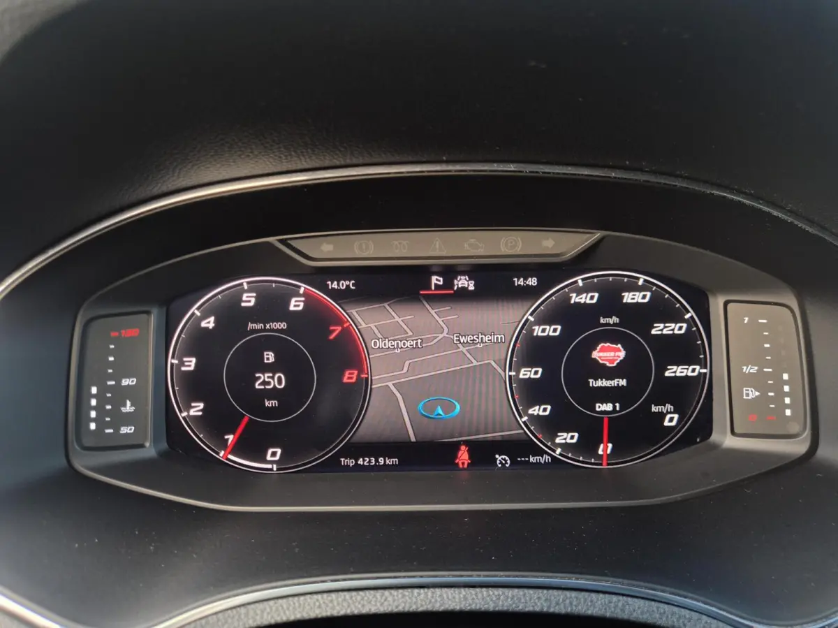 1.5 TSI EVO FR Virtual/Alcantara/Dode/Trekhak/Led