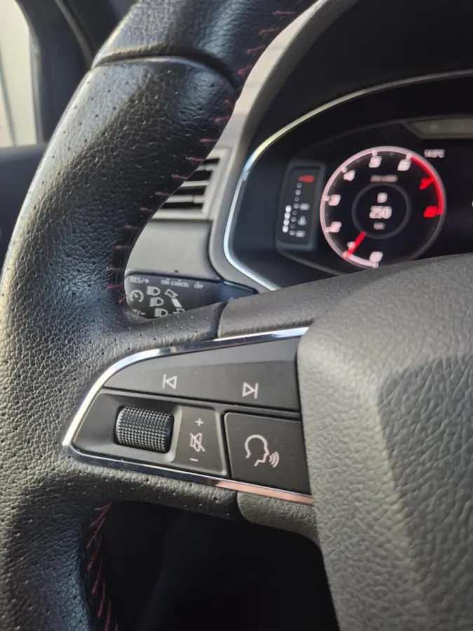 1.5 TSI EVO FR Virtual/Alcantara/Dode/Trekhak/Led