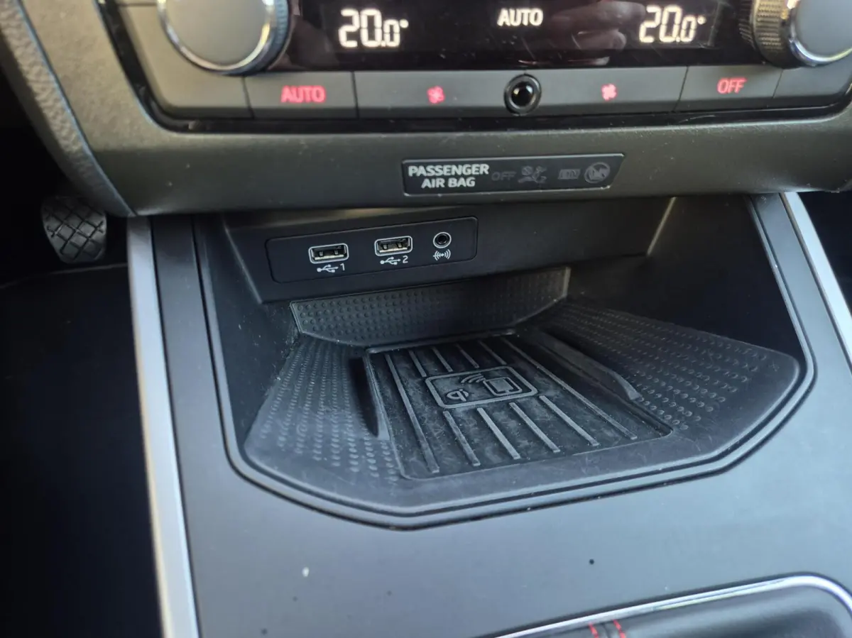 1.5 TSI EVO FR Virtual/Alcantara/Dode/Trekhak/Led