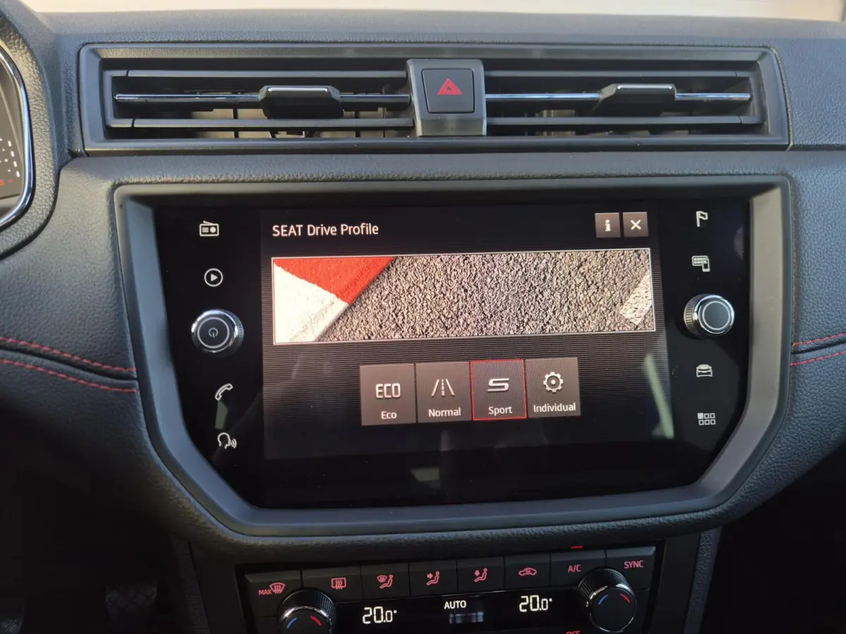 1.5 TSI EVO FR Virtual/Alcantara/Dode/Trekhak/Led