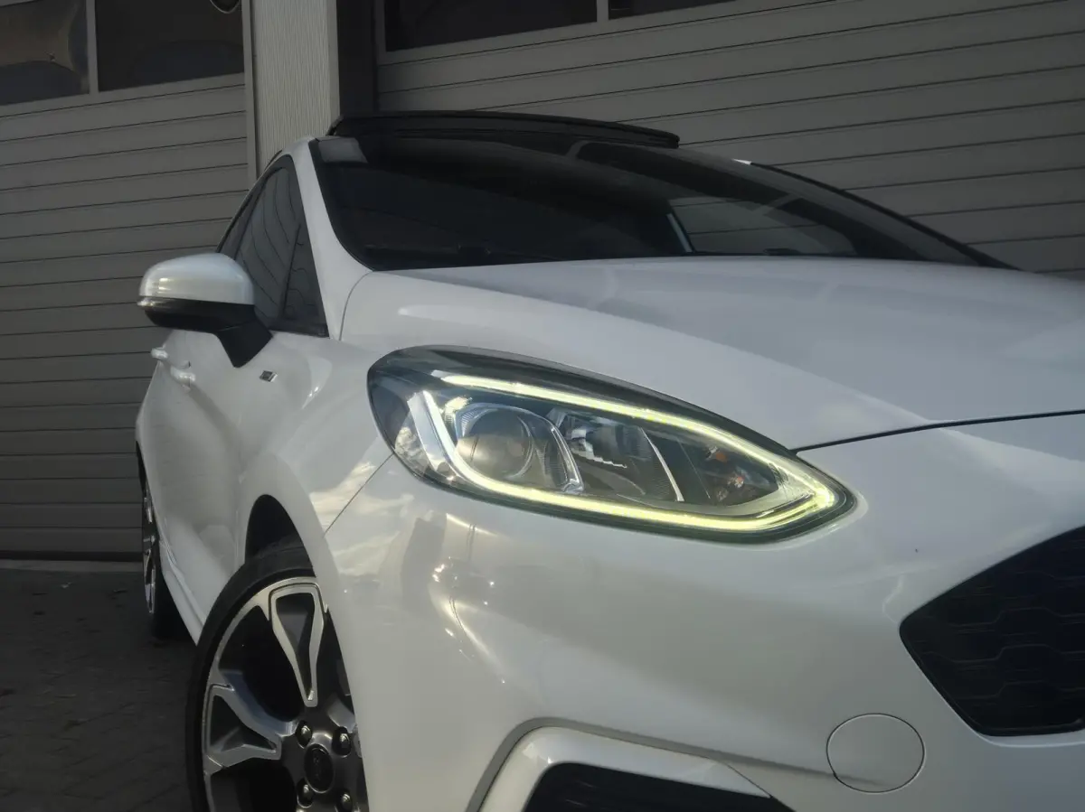 1.0 EcoBoost ST-Line Pano/Carplay/Keyless/Led/