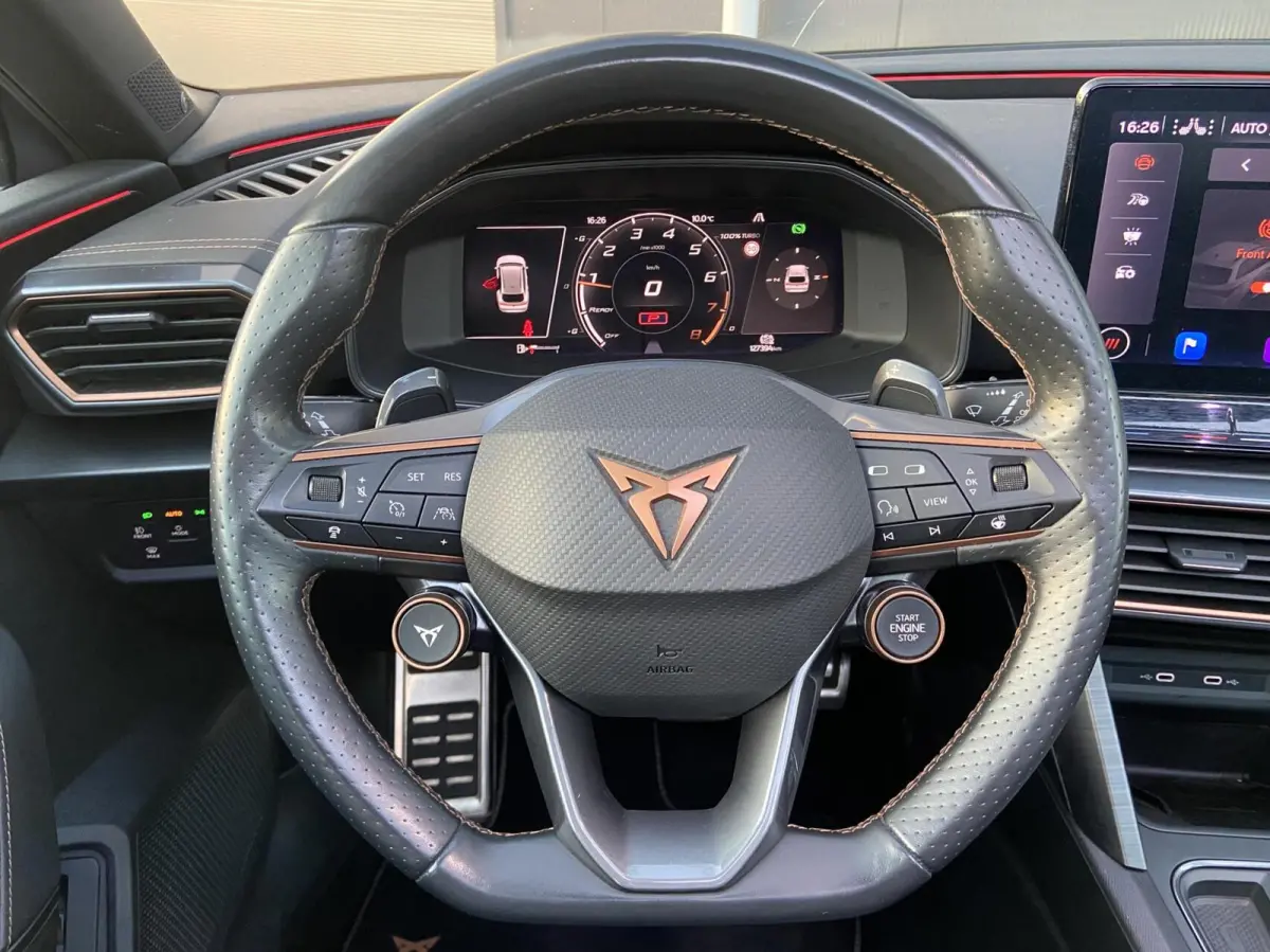 ST VZ 4Drive|pano|trekhaak|Brembo| full-option