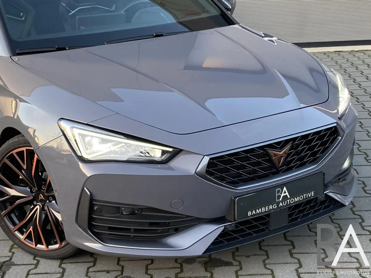 ST VZ 4Drive|pano|trekhaak|Brembo| full-option