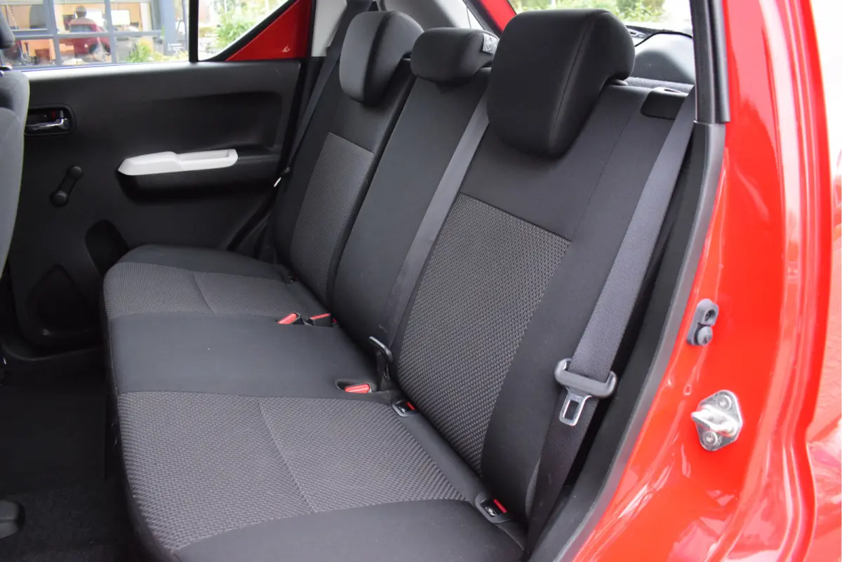 1.2 Comfort | Airco | Parkeersensoren | Bluetooth