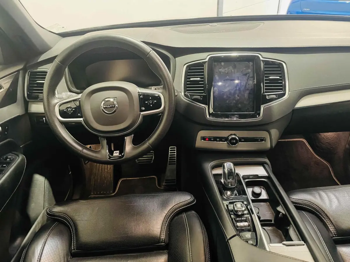 2.0 T8 Twin Engine AWD R-Design