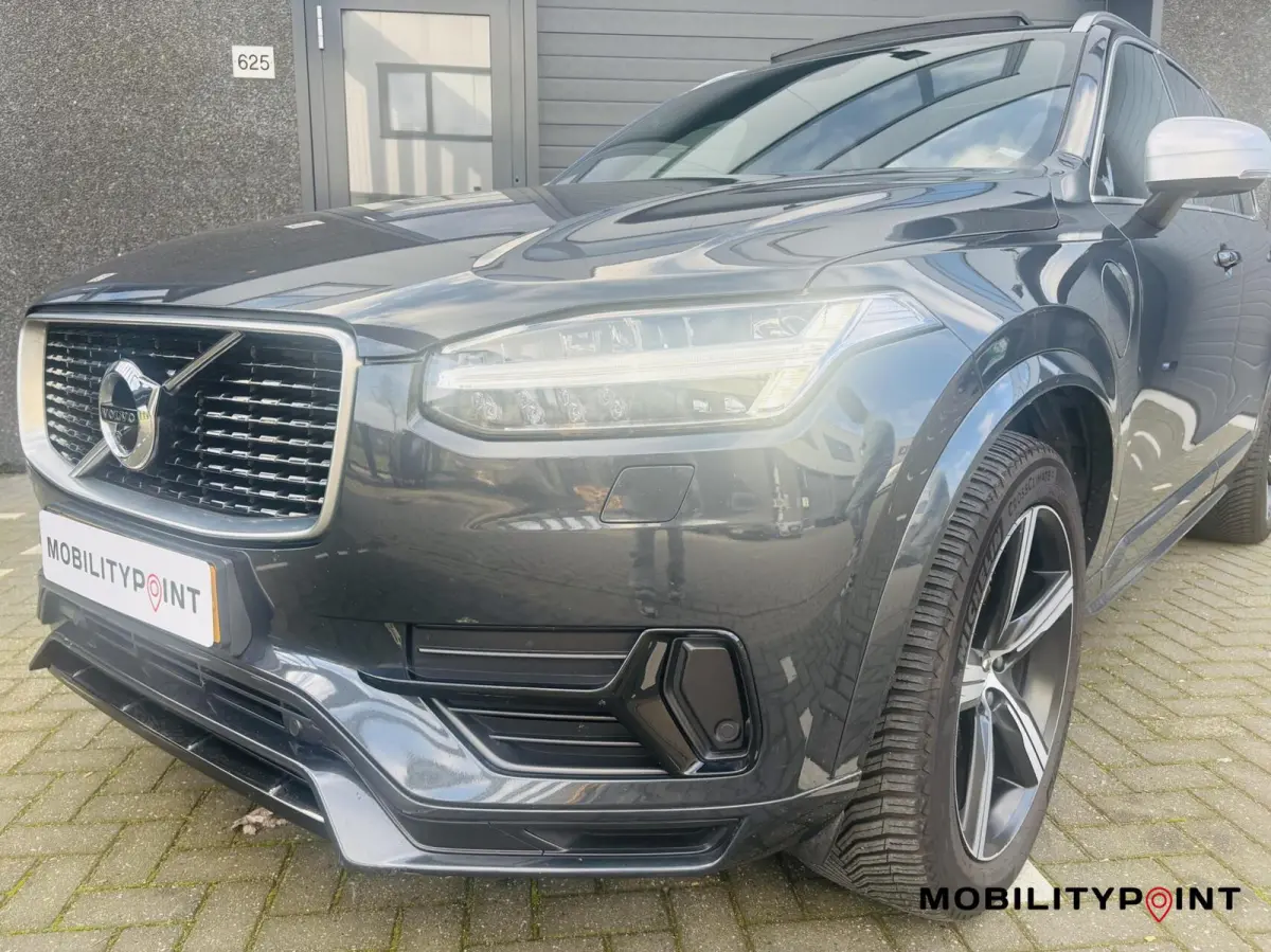 2.0 T8 Twin Engine AWD R-Design