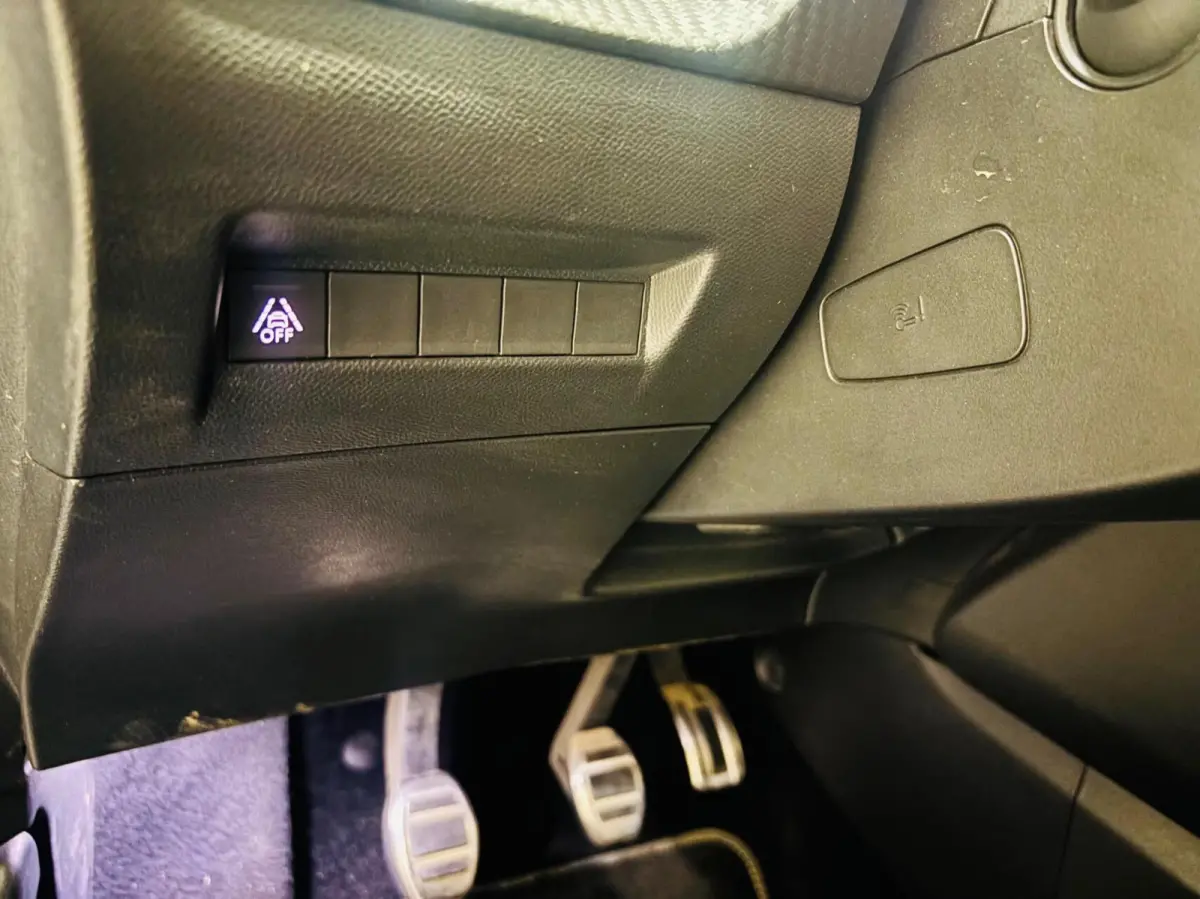 1.2 PureTech GT-Line|i-Cockpit |Camera |Cruise