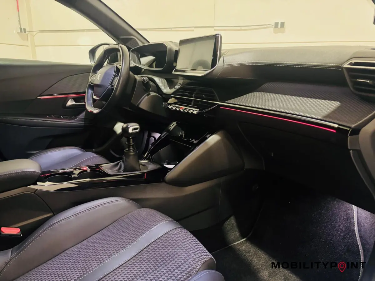 1.2 PureTech GT-Line|i-Cockpit |Camera |Cruise