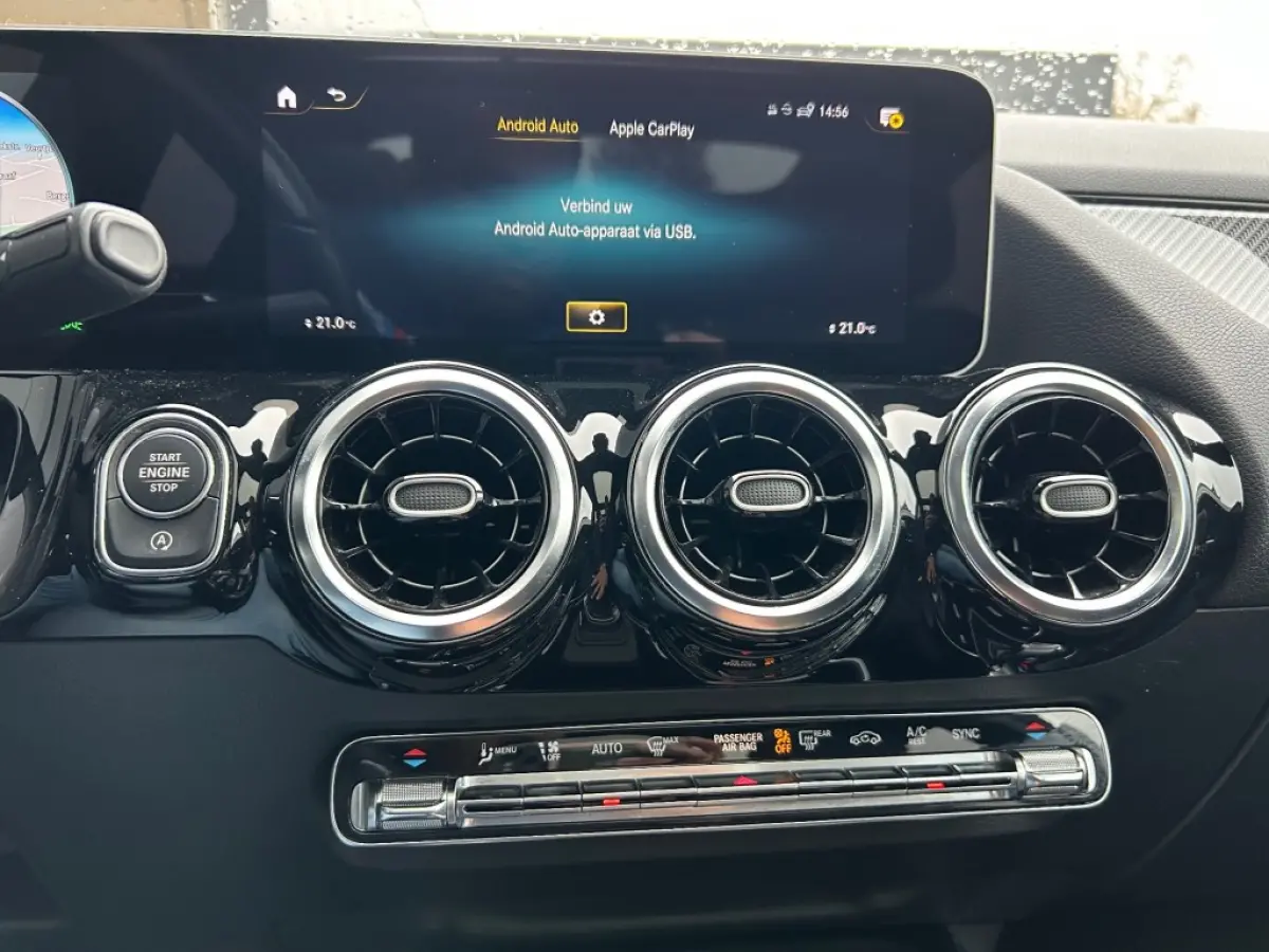 B 180 AMG Nightpakket 1e Eig. Pano Leder Camera Carplay E.klep