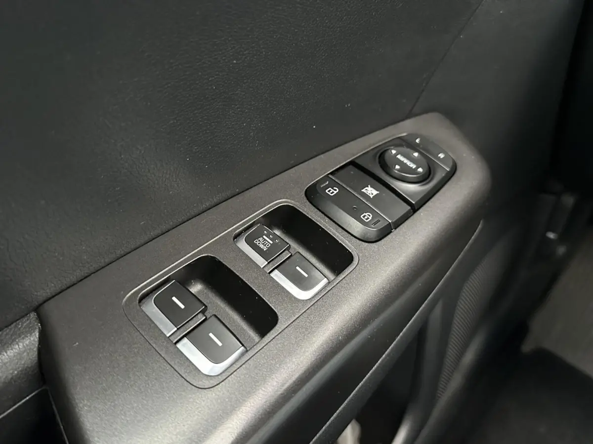 1.6 GDI ComfortLine Navigator Airco Cruise Navi