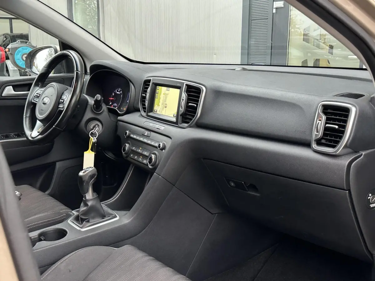 1.6 GDI ComfortLine Navigator Airco Cruise Navi