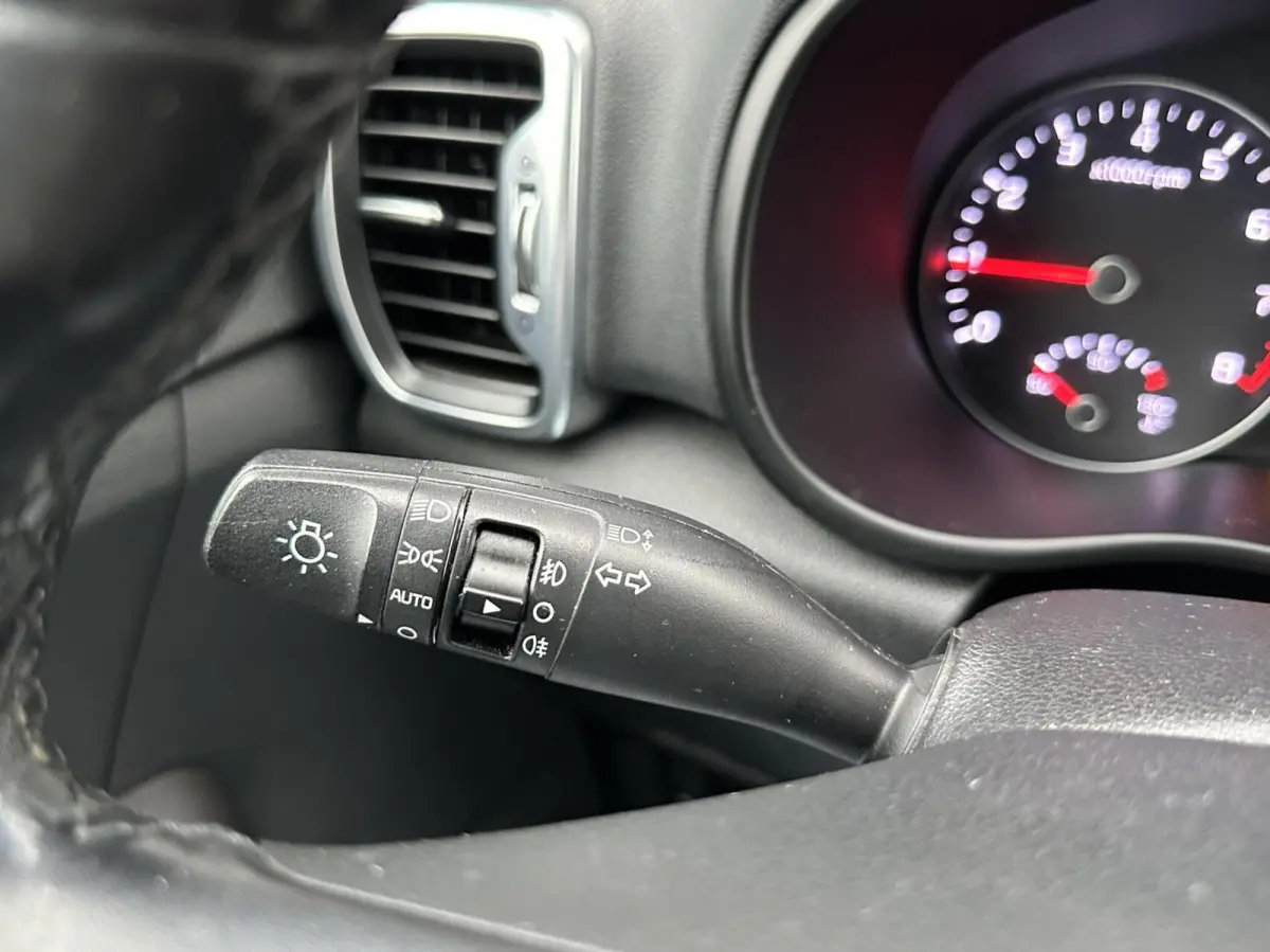1.6 GDI ComfortLine Navigator Airco Cruise Navi