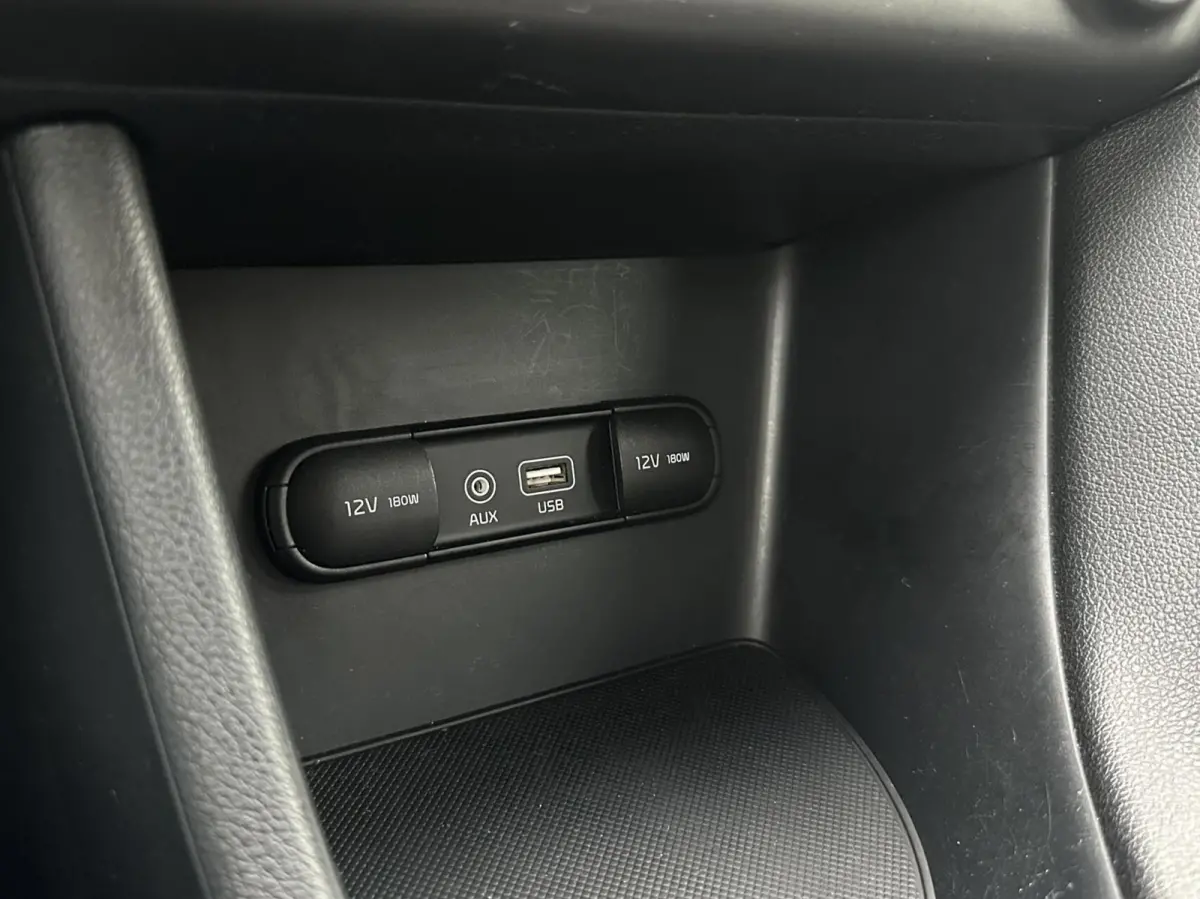 1.6 GDI ComfortLine Navigator Airco Cruise Navi