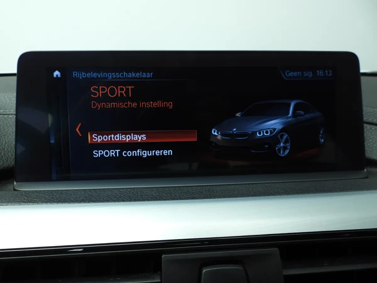 418i | M-Sportpakket | LED | Leder | Navigatie | Schuifdak | Stoelverwarming | DAB | Alu 18 inch