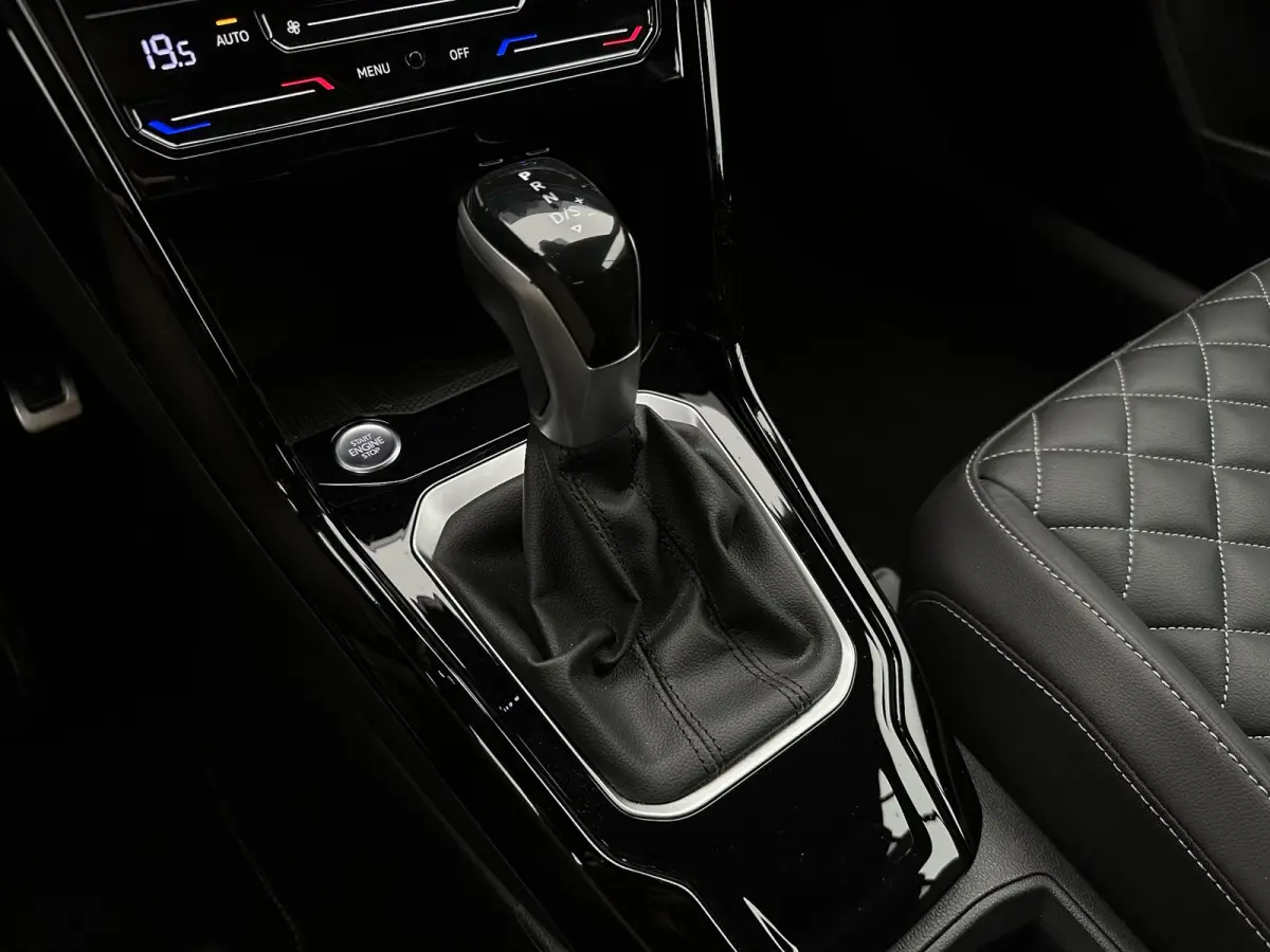 1.5 TSI R-Line | Beats by Dre| IQ Light| Keyless|