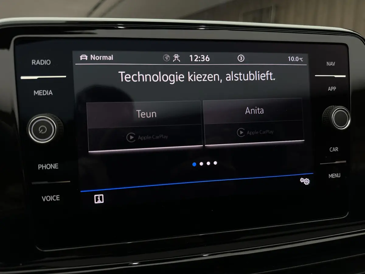 1.5 TSI R-Line | Beats by Dre| IQ Light| Keyless|