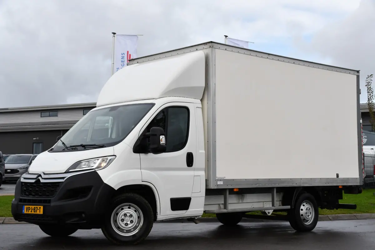 35 2.0 BlueHDi L4 Bakwagen Cruise, NAVI, 165PK, Laadklep, Airco, Uniek!