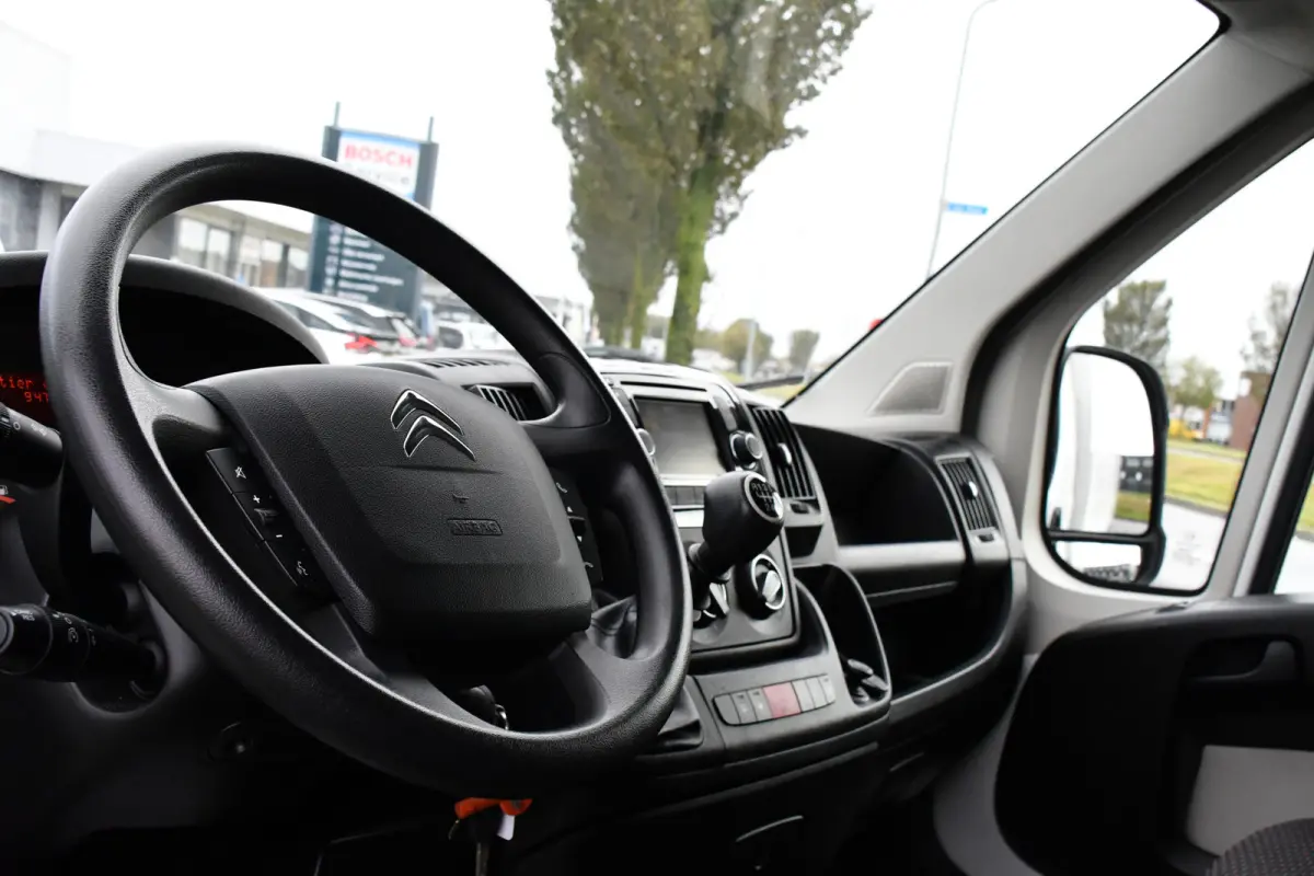 35 2.0 BlueHDi L4 Bakwagen Cruise, NAVI, 165PK, Laadklep, Airco, Uniek!