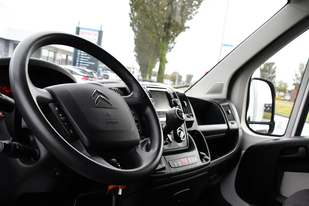 35 2.0 BlueHDi L4 Bakwagen Cruise, NAVI, 165PK, Laadklep, Airco, Uniek!