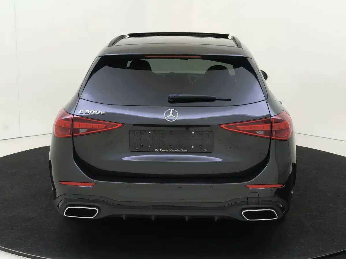 300 e Business Solution AMG /Panoramadak /Nightpakket /Winterpakket /Carplay