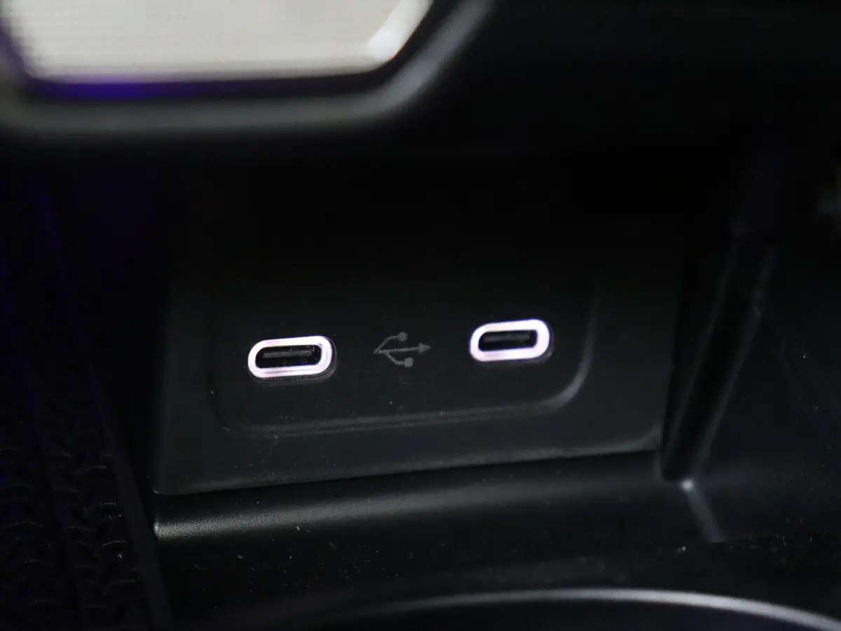 300 e Business Solution AMG /Panoramadak /Nightpakket /Winterpakket /Carplay