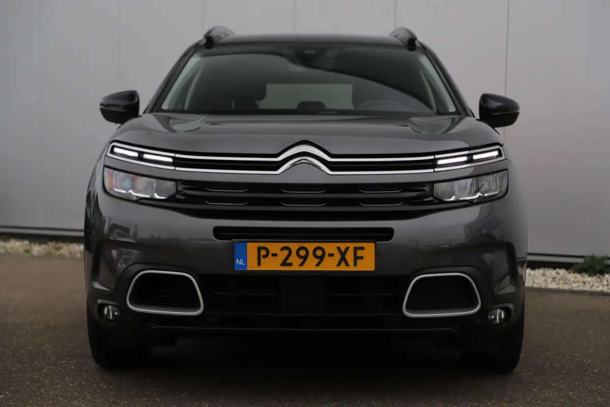 1.6 Plug-in Hybrid 225 Business Plus Automaat 19 inch LMV Half Leder Navigatie Achteruitrijcamera Carplay android