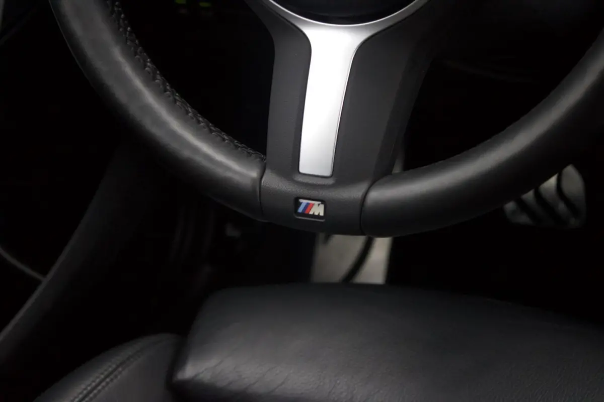 M140i Edition Shadow High Executive