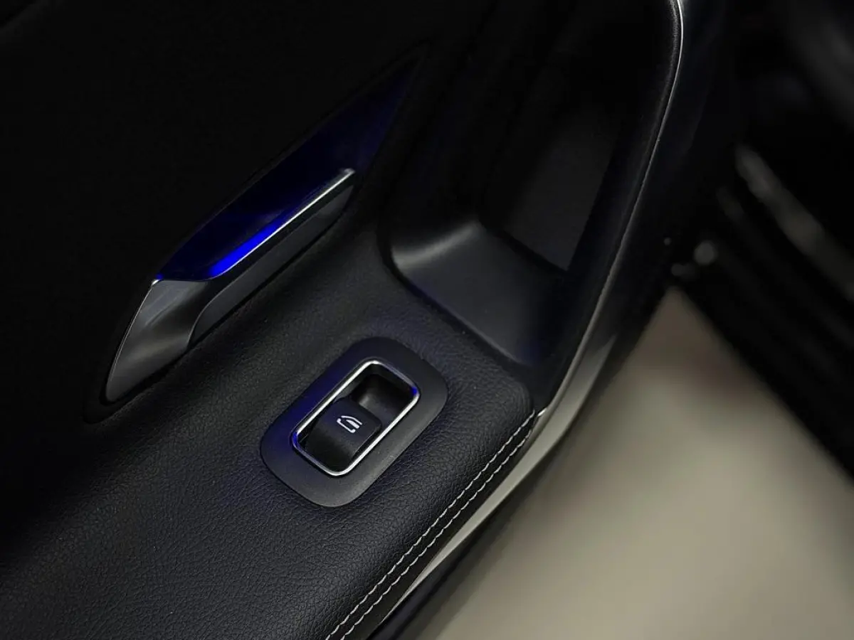 220 Premium|SFEER|360|MEMORY|LED|CRUISE