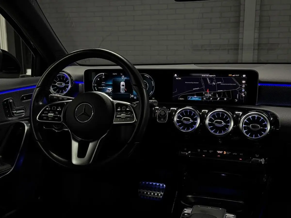 220 Premium|SFEER|360|MEMORY|LED|CRUISE