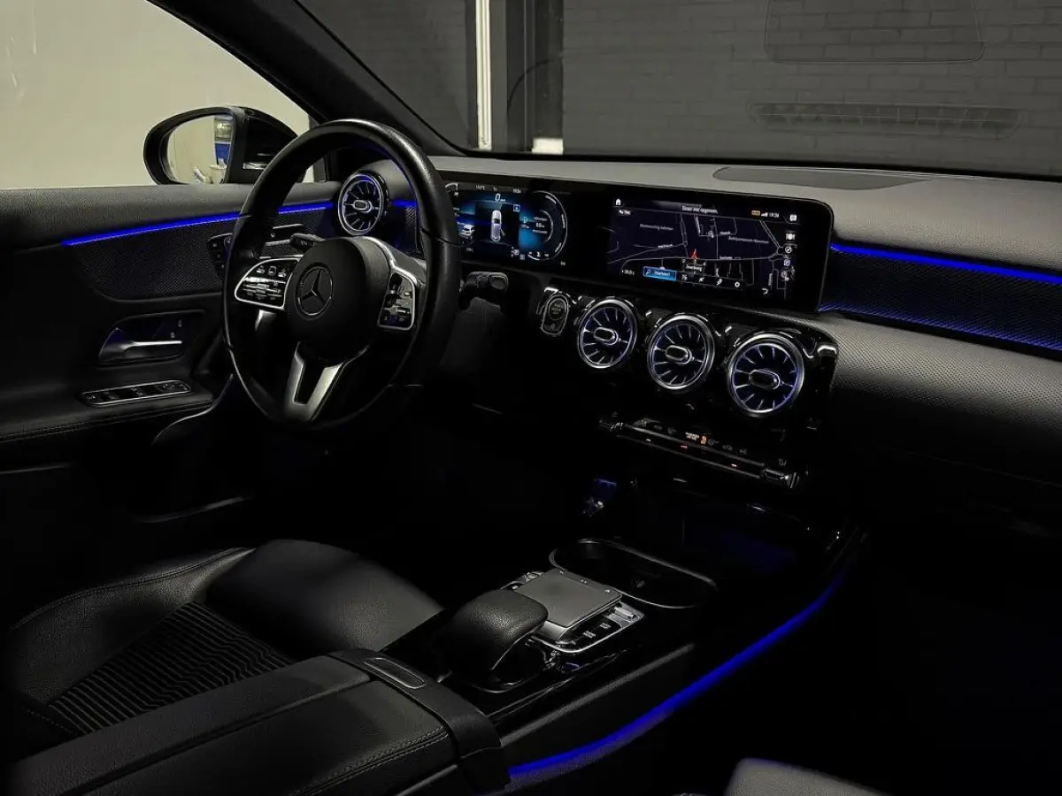 220 Premium|SFEER|360|MEMORY|LED|CRUISE
