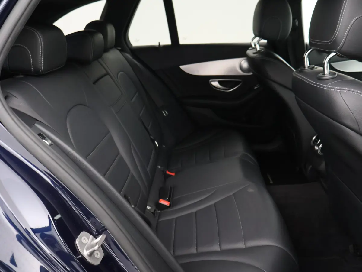 180 CDI AMG SPORT *CAVANSITE BLUE* + SPORTSTOELEN | LED | STOELVERW. | 18 INCH LMV