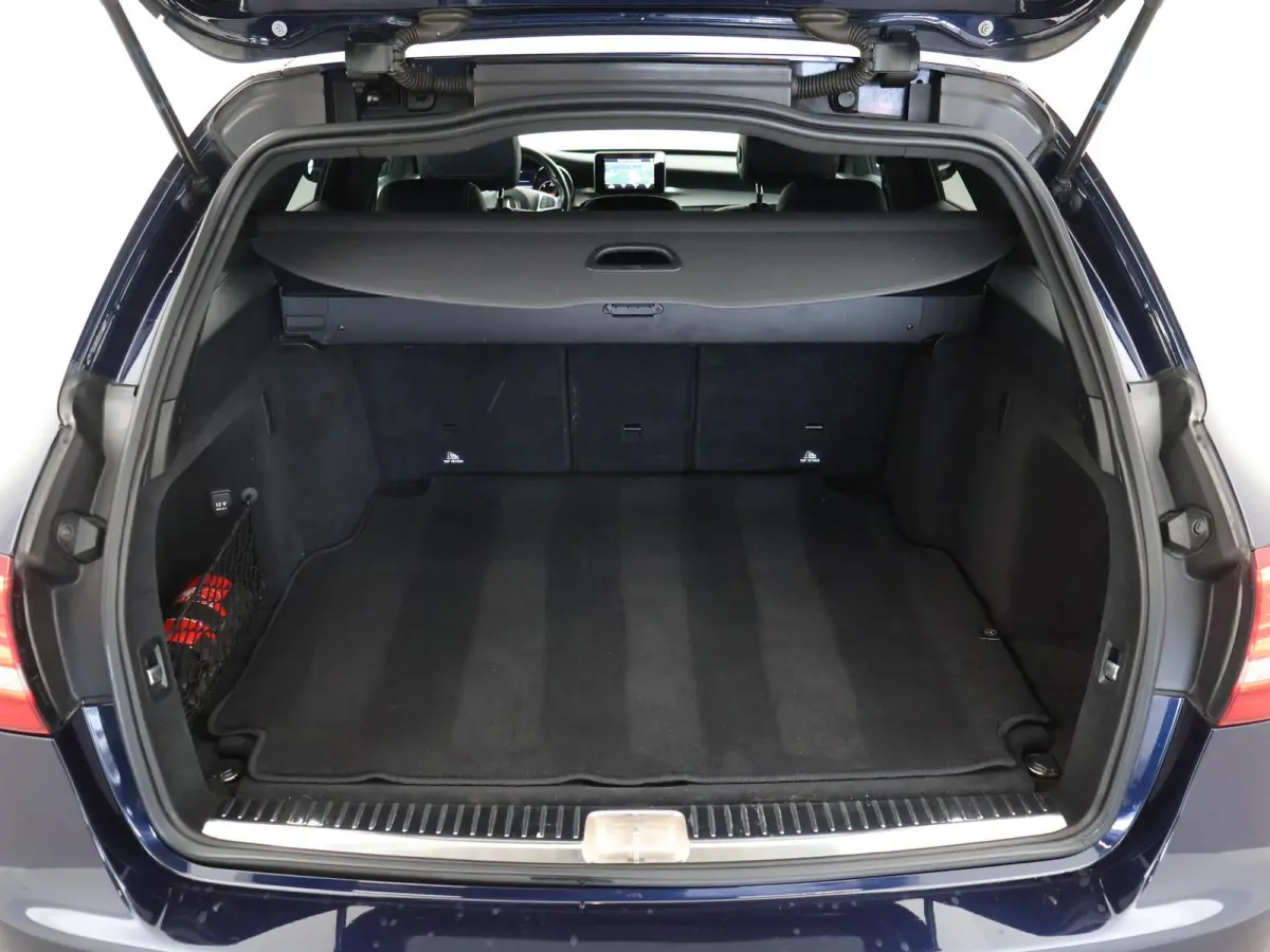 180 CDI AMG SPORT *CAVANSITE BLUE* + SPORTSTOELEN | LED | STOELVERW. | 18 INCH LMV
