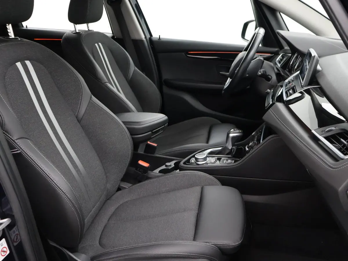 225xe 224 PK XDRIVE PLUG-IN HYBRID + STOELVERWARMING / AFN. TREKHAAK / NAVIGATIE