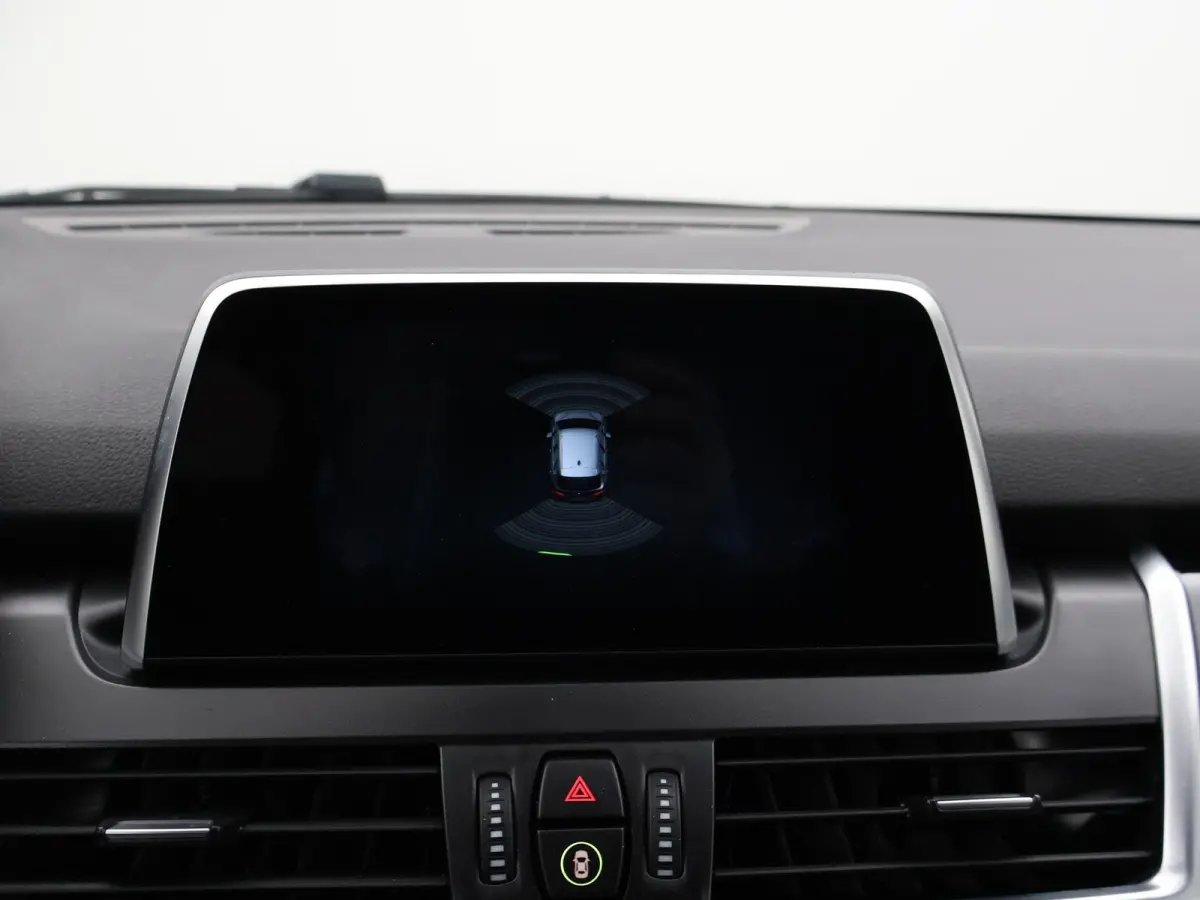 225xe 224 PK XDRIVE PLUG-IN HYBRID + STOELVERWARMING / AFN. TREKHAAK / NAVIGATIE