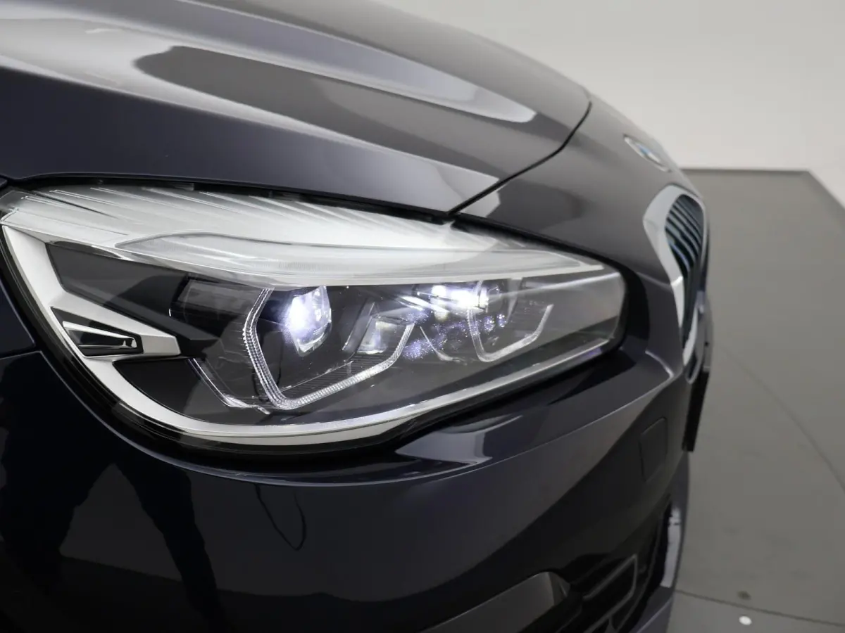 225xe 224 PK XDRIVE PLUG-IN HYBRID + STOELVERWARMING / AFN. TREKHAAK / NAVIGATIE