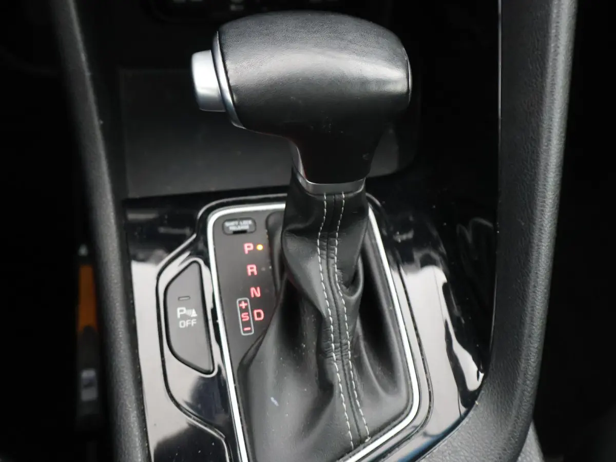 1.6 GDi HYBRID EDITION *DEALER ONDERH.* + APPLE CARPLAY / CAMERA / TREKHAAK / STOEL/STUURWIELVERWARMING