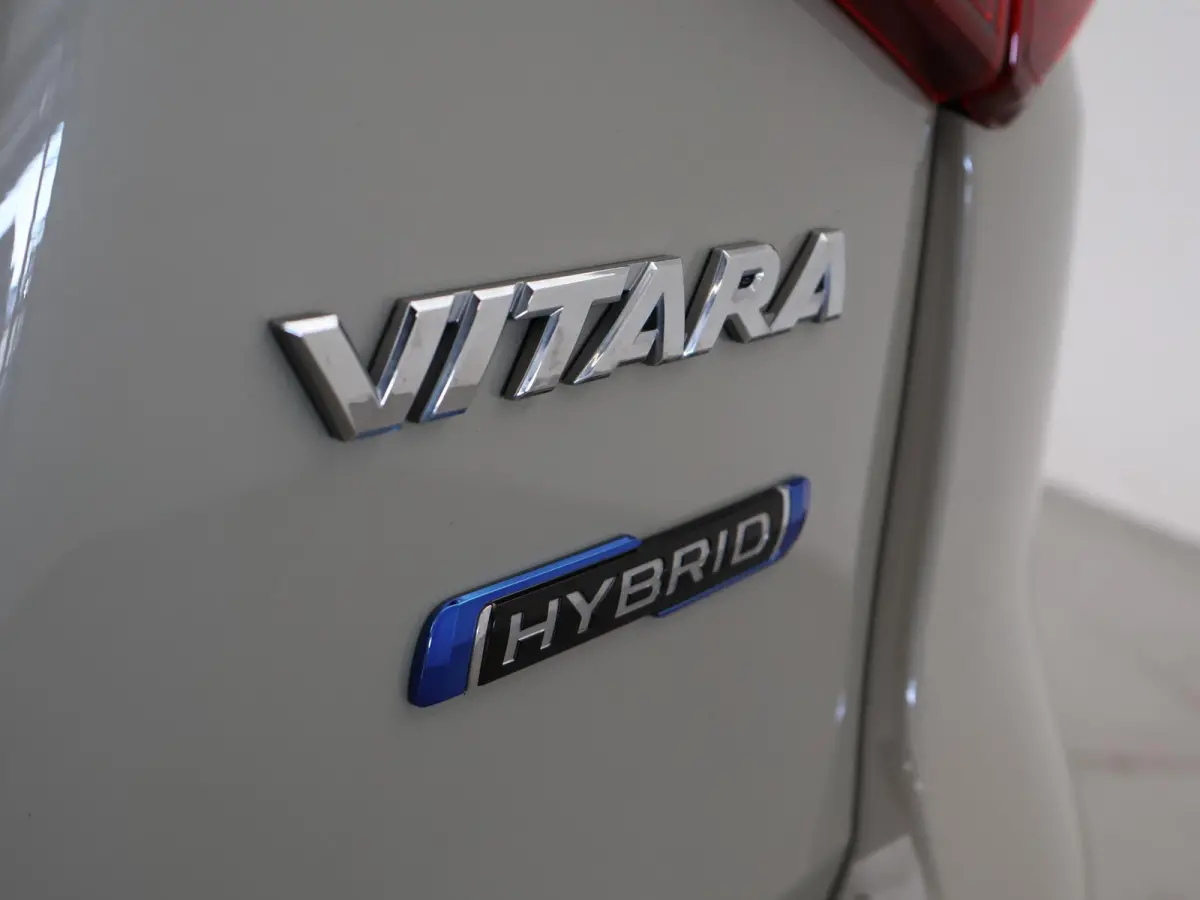 1.5 HYBRID AUT. ALLGRIP 4WD STYLE + TREKHAAK | ADAPTIVE CRUISE | CAMERA | STOELVERW. | NAVIGATIE