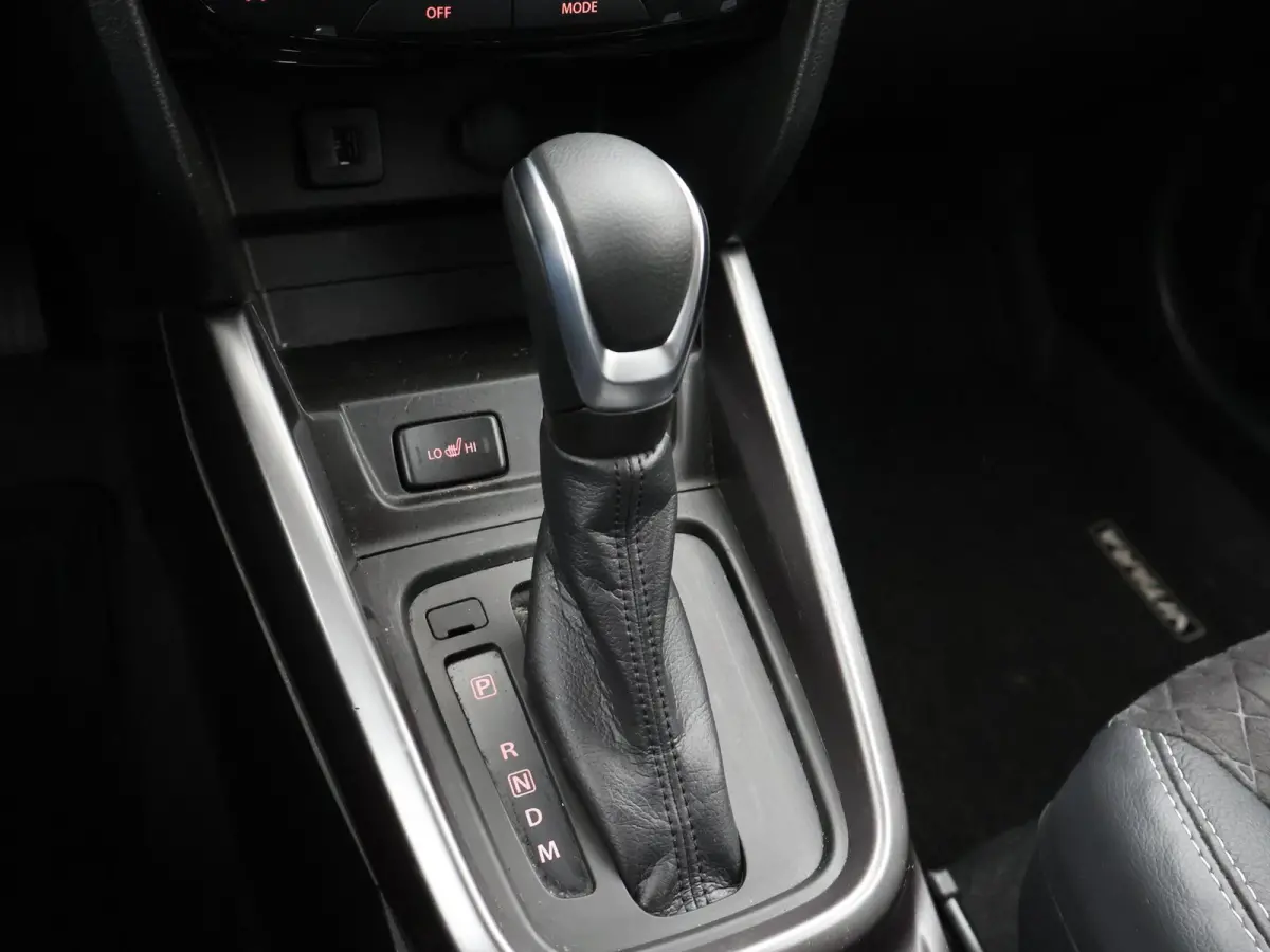 1.5 HYBRID AUT. ALLGRIP 4WD STYLE + TREKHAAK | ADAPTIVE CRUISE | CAMERA | STOELVERW. | NAVIGATIE
