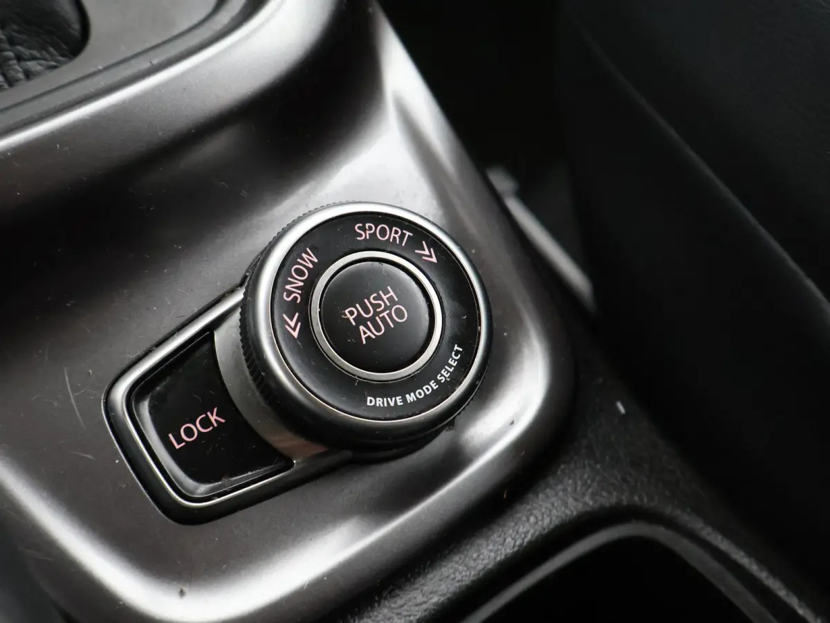 1.5 HYBRID AUT. ALLGRIP 4WD STYLE + TREKHAAK | ADAPTIVE CRUISE | CAMERA | STOELVERW. | NAVIGATIE