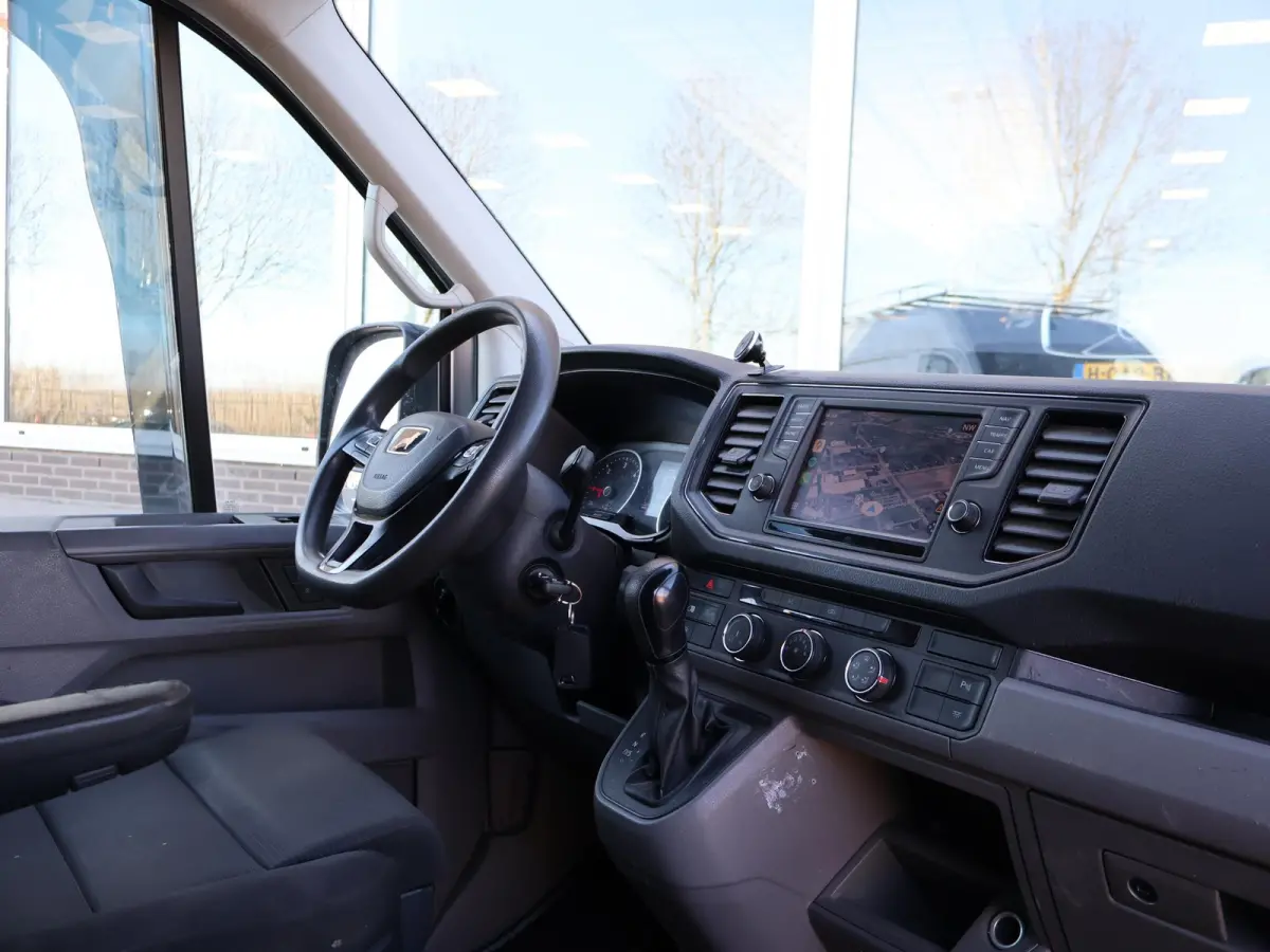 35 2.0 180 PK AUT. L3H3 + 3000 KG TREKHAAK | ADAPTIVE CRUISE | LED | LMV | CAMERA | CARPLAY