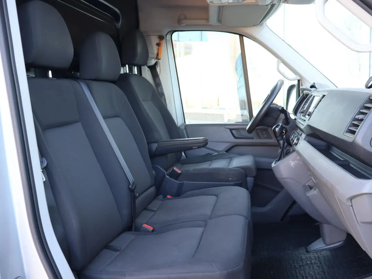 35 2.0 180 PK AUT. L3H3 + 3000 KG TREKHAAK | ADAPTIVE CRUISE | LED | LMV | CAMERA | CARPLAY