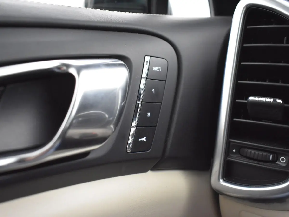 3.0 S E-HYBRID 416 PK + ADAPTIVE CRUISE | PANORAMA | 360 CAMERA | LUCHTVERING | APPLE CARPLAY | BOSE