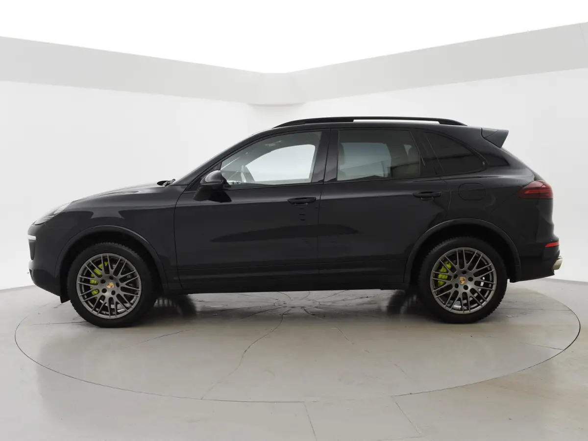 3.0 S E-HYBRID 416 PK + ADAPTIVE CRUISE | PANORAMA | 360 CAMERA | LUCHTVERING | APPLE CARPLAY | BOSE