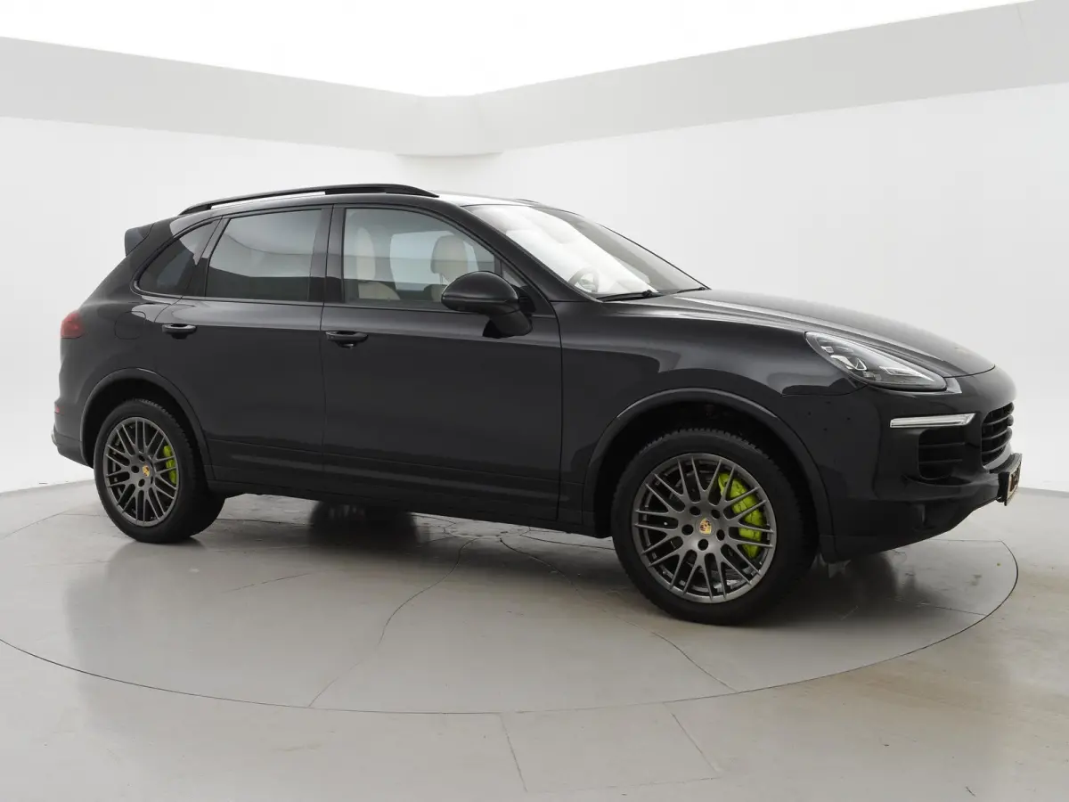 3.0 S E-HYBRID 416 PK + ADAPTIVE CRUISE | PANORAMA | 360 CAMERA | LUCHTVERING | APPLE CARPLAY | BOSE